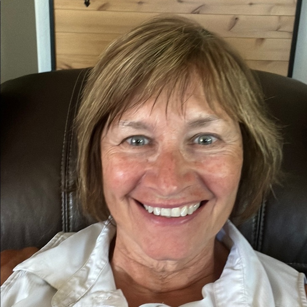 Meet your Posher, Renee